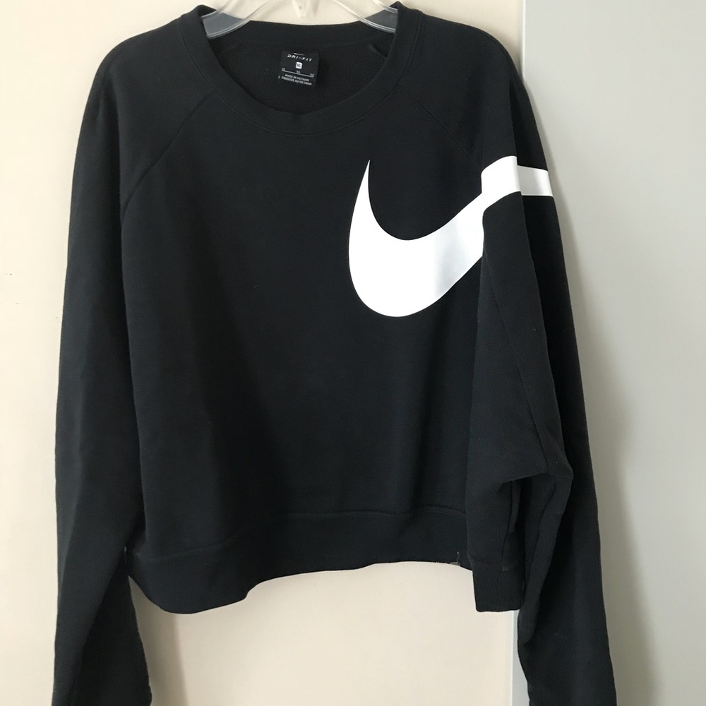 nike sweatshirt
